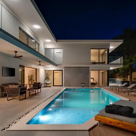 New Stylish 5-bedroom Aride With Pool, Sea Views Villa *
