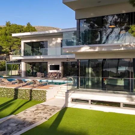 Villa New Stylish 5-bedroom Aride With Pool, Sea Views Podstrana