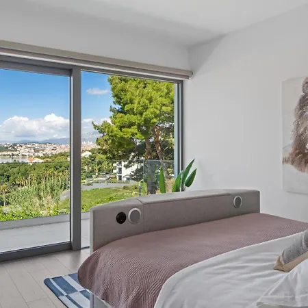 New Stylish 5-bedroom Aride With Pool, Sea Views Villa *